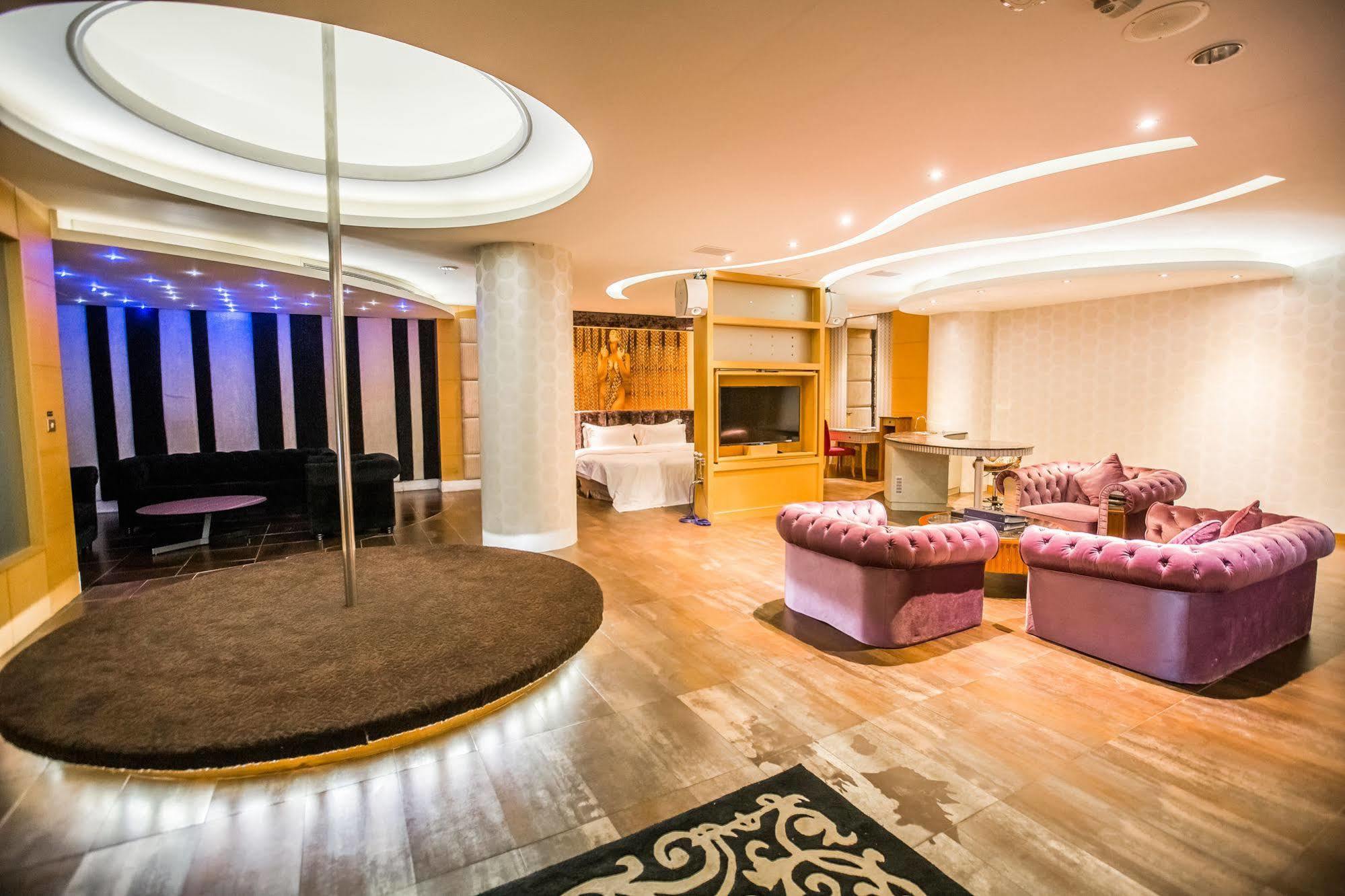 Ohya Chain Boutique Motel-Xinying Zewnętrze zdjęcie